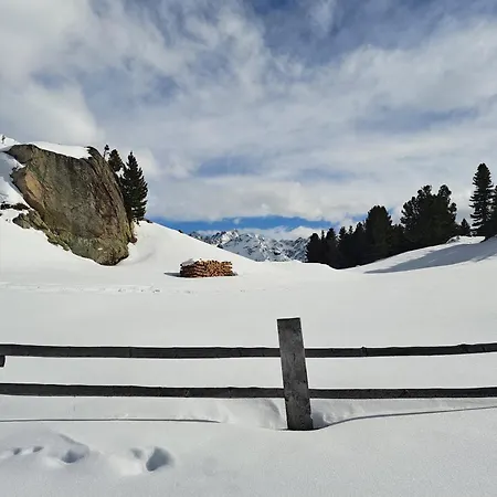 Apart Am Brunnen Ried im Oberinntal Exterior photo